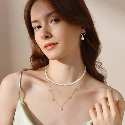 Gold Station Choker Necklace with Pearl Layered Chain & Cubic Zirconia Pendant detail 2