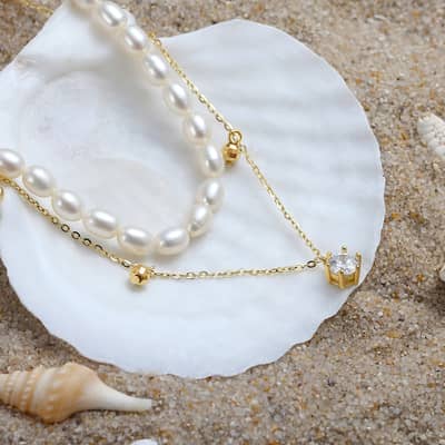 Gold Station Choker Necklace with Pearl Layered Chain & Cubic Zirconia Pendant detail 5