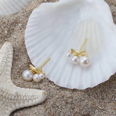 14K Gold Plated Small Pearl Stud Earrings 925 Sterling Silver detail 5