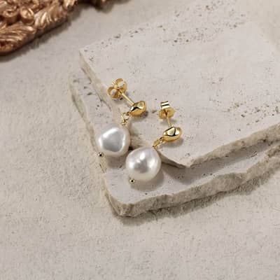 925 Sterling Silver Gold Plated White Freshwater Pearl Stud Earrings detail 5