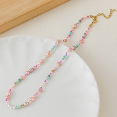 Natural Freshwater Pearl Necklace Crystal Bead detail 2
