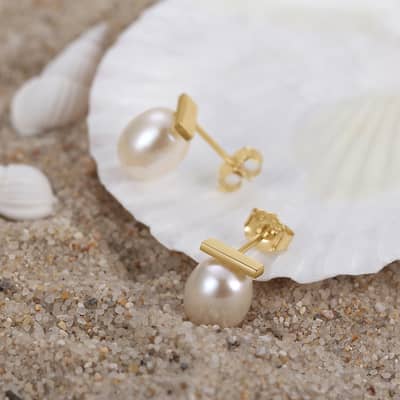 Korean Minimalist Celebrity Style 14K Gold Plated Freshwater Pearl Drop Earrings detail 4