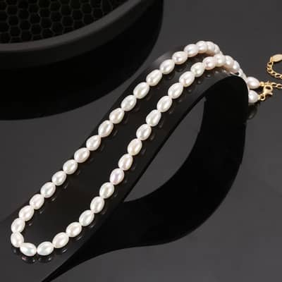European and American Fashion Natural Freshwater Pearl Necklace detail 2
