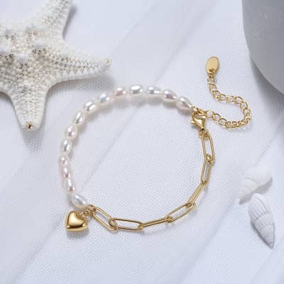 925 Sterling Silver Gold Plated Half Pearl Half Paperclip Chain Bracelet with Heart Pendant detail 1
