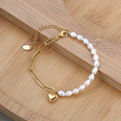 925 Sterling Silver Gold Plated Half Pearl Half Paperclip Chain Bracelet with Heart Pendant detail 2