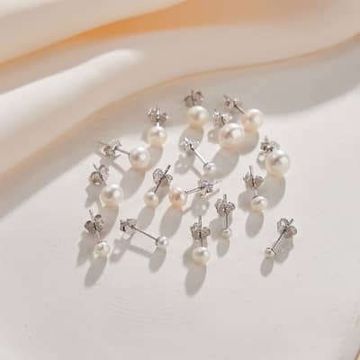 2.5-3mm Simple Real Freshwater Pearl Stud Earrings 925 Sterling Silver White Pearl detail 5