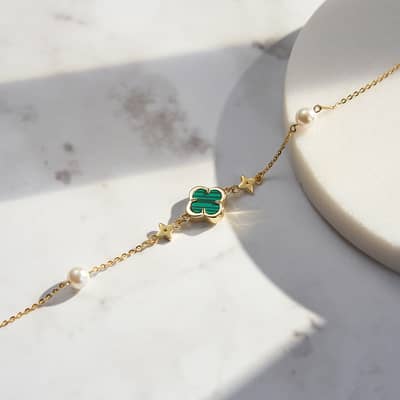 Lucky Clover Bracelet 14K Gold Plated 925 Sterling Silver Four Leaf Clover Pearl detail 4