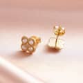 Dainty 925 Sterling Silver Cubic Zirconia Freshwater Pearl Four Leaf Clover Stud Earrings 3