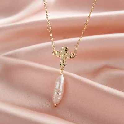 Elegant Freshwater Long Pearl Stick Pendant Necklace With Cross detail 3