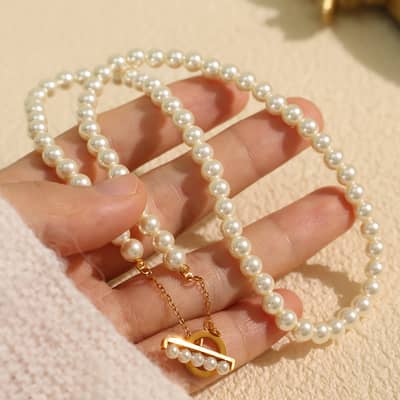 Elegant Freshwater Pearl Necklace Stainless Steel Waterproof 18K PVD Coated detail 2