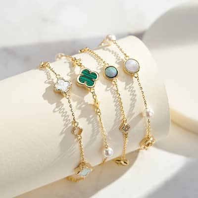 14K Gold Plated Luxury Four Leaf Clover Bracelet S925 Silver Pearl Bracelet Set detail 1