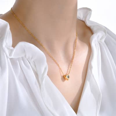 Zircon Necklace Waterproof Titanium Steel Heart Shaped Charm detail 5