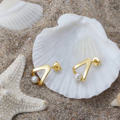 Natural Pearl Stud Earrings S925 Sterling Silver 4.5-5mm Large Pearl Stud Earrings detail 4