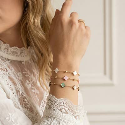 Adjustable 925 Sterling Silver Shell Pearl Four Leaf Bracelet Rhodium Plated Four Clover Bracelet detail 2