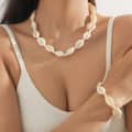 Hawaii Summer Handmade Puka Seashell Choker Necklace With Shell Woven Beach Cowries Bracelet Set 1