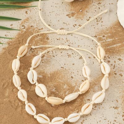 Hawaii Summer Handmade Puka Seashell Choker Necklace With Shell Woven Beach Cowries Bracelet Set detail 2