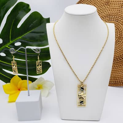 Gold Rectangle Bar With Plumeria Necklace & Natural Abalone Shell Turtle Drop Earring Jewelry Set detail 4