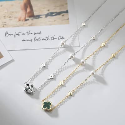 Four Leaf Clover Shell Pearl Pendant Necklace with Green Malachite, 14K Gold Plated 925 Silver detail 2