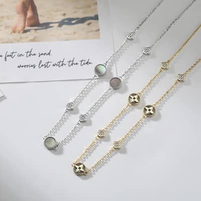 Luxury Four Leaf Clover Charm Necklace with CZ Zircon & Black Shell Pearl detail 4