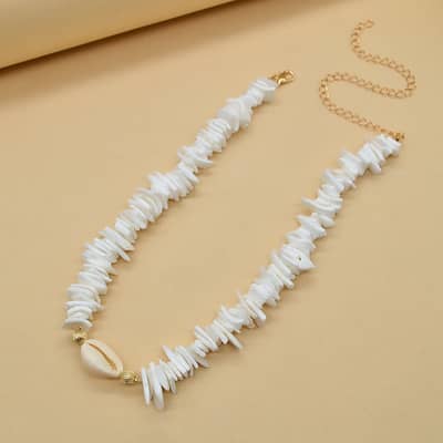 Trendy Handmade Natural Irregular Puka Shell Chips Choker Sweet Hawaiian Beach Seashell Conch Rasta Necklaces Men detail 5