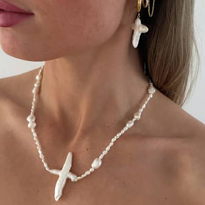 Summer Beach Style 18K Gold Plated Stainless Steel Shell Pendant Cross Baroque Pearl detail 3