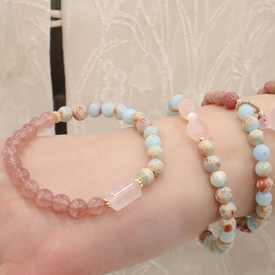 Natural Stone Powder Crystal Bead Design Bracelet - main