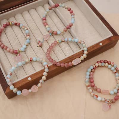Natural Stone Powder Crystal Bead Design Bracelet detail 4