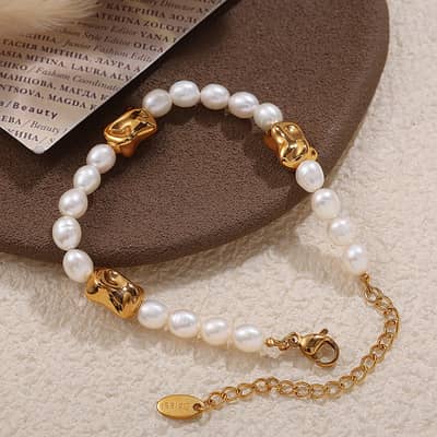 Waterproof 18K Gold Plated Stainless Steel Elastic Bead Bracelet With Freshwater Pearls detail 4