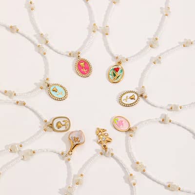 Waterproof Hypoallergenic Stainless Steel Clavicle Chain Pearl Beaded Necklace With Rose Flower Pendant detail 3