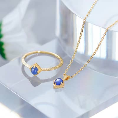 Vintage Style Geometric Shape 925 Sterling Silver Gold Plated Pendant Necklace with Carved Design detail 6