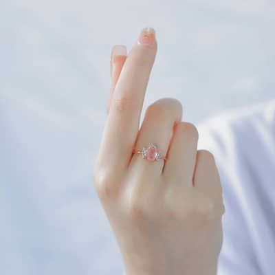 Strawberry Quartz Gemstone 925 Sterling Silver Gold Plated Butterfly CZ Zircon Ring detail 4