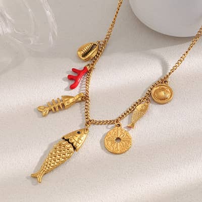 18K Gold Plated Bohemian Light Luxury Stainless Steel Handmade Fish Pendant Necklace detail 2
