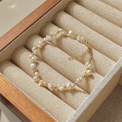 18K Gold Plated Elegant Adjustable Natural Freshwater Pearl Beaded Bracelet detail 4