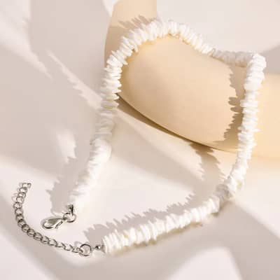 Bohemian Ethnic Natural Square Shell Beaded Chain Necklace Summer Holiday Choker Pearl Irregular Design detail 3