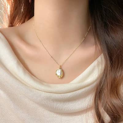Gold Plated Baroque Imitation Pearl Necklace Light Luxury Clavicle Chain Link Chain Jewelry detail 4