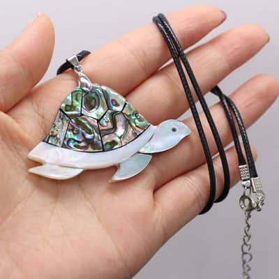 Elegant Natural Mother-Of-Shell Abalone Pendant Water Drop Necklace On Leather Cord detail 3