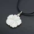 Bohemian Trendy Natural Mother Of Pearl Shell Flower Charm White Dangle Choker Necklace 1