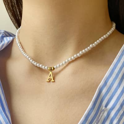 Stainless Steel Initial Pendant Necklace With Simulated Pearls And Name Bead Choker detail 2