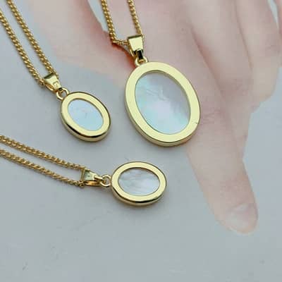 White Virgin Mary Pendant Necklace Natural Mother Pearl Shell Charm Gold Plating Religious Jewelry Brass detail 2
