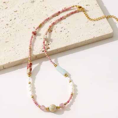 INS Style Red Patterned Stone Natural Pearl Necklace Waterproof Titanium Steel Bead Necklace detail 2