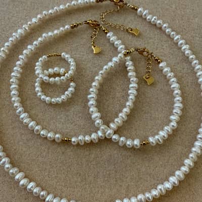 Trendy Natural Pearl Beads Necklace And Earrings 18K Gold Plated Stainless Steel Pearl Bracelet detail 3