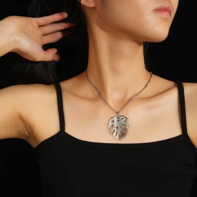Bohemian White Grey Purple Shell Leaf Pendant Necklace Copper Chain Claw Setting Wedding Anniversary detail 2