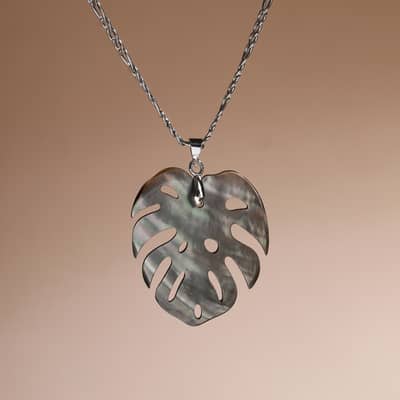 Bohemian White Grey Purple Shell Leaf Pendant Necklace Copper Chain Claw Setting Wedding Anniversary detail 5