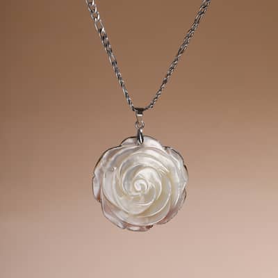 Elegant Natural White Shell Flower Pendant Necklace Silver Gold Copper Chain Daily Jewelry detail 6