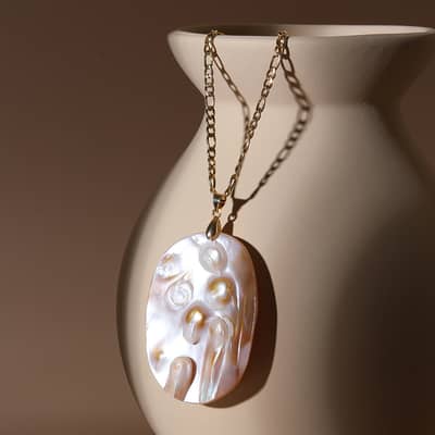 Romantic Natural Freshwater Pearl Pendant Necklace Multi-Shaped Unfading Copper Chain Gold Plated detail 5
