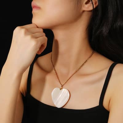 White Shell Pendant Necklace Copper Chain Loose Stone Claw Setting Wedding Engagement Party detail 4