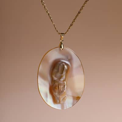 Classic Trendy Natural Freshwater Pearl Necklace With Claw Setting Chain Pendant for Wedding Anniversary detail 6