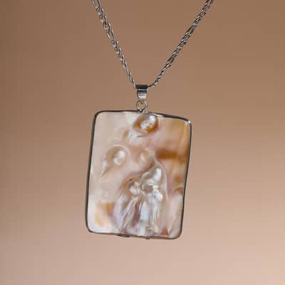 Elegant Romantic Multi-Shape Freshwater Pearl Pendant Necklace Natural Copper Inlay Claw Setting detail 6
