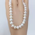 Elegant Natural Freshwater Pearl Necklace Bun Round Baroque Pearl Beaded 3