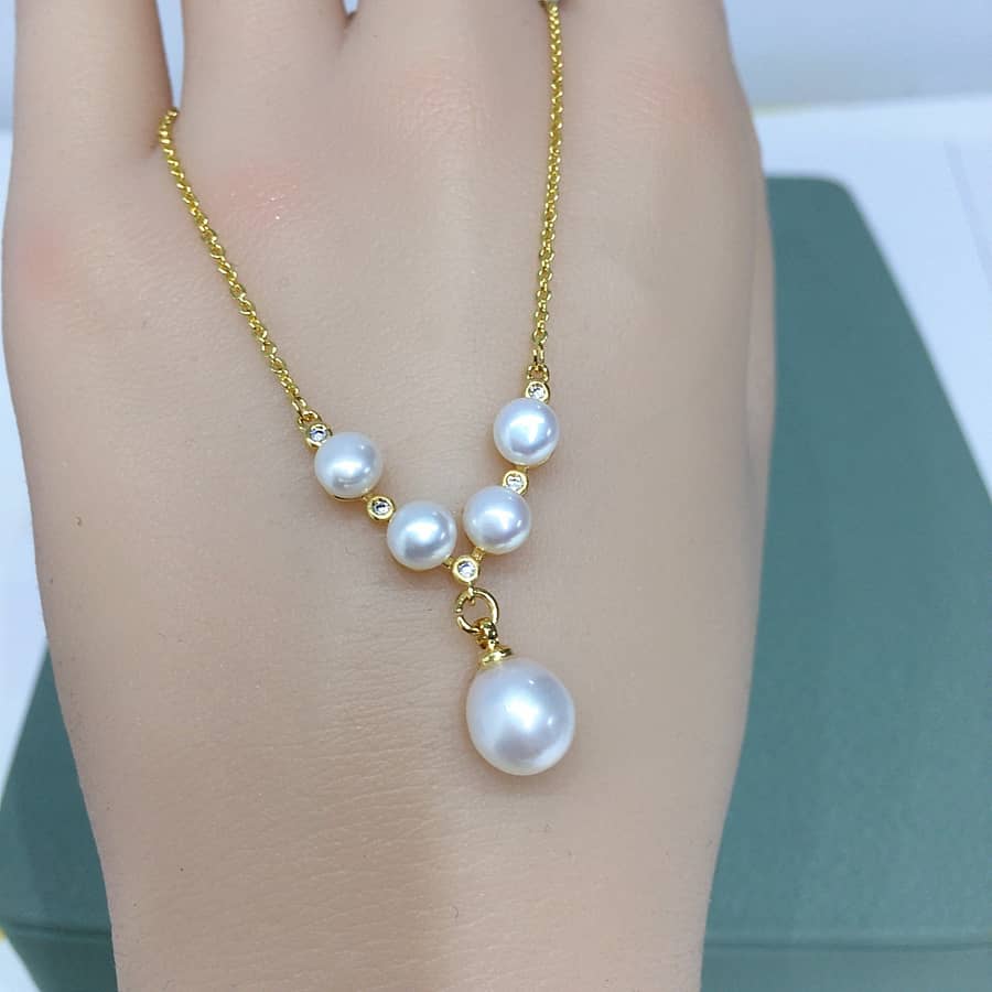 Natural Freshwater Pearl Pendant Multiple Beads Baroque Style Pearl Necklace - main